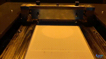 蜂窝陶瓷激光3D打印过程展示.gif