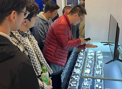 武汉科技大学机械自动化学院《增材制造工程》师生来因泰莱激光参观学习